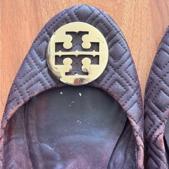 Brown/Burgandy Quilted Minnie with Gold Logo - Picture 1 of 3